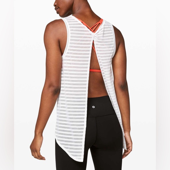 Lululemon Meet Halfway Tank Striped White Yoga Workout Activewear Gym Training - Picture 2 of 10
